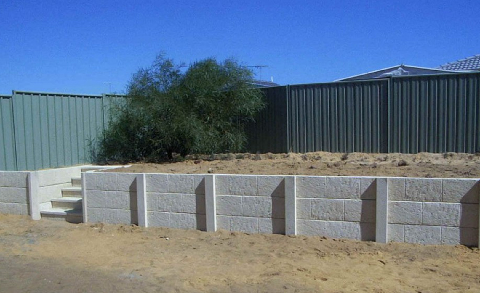 Retaining Walls Melbourne | SBA Concreting