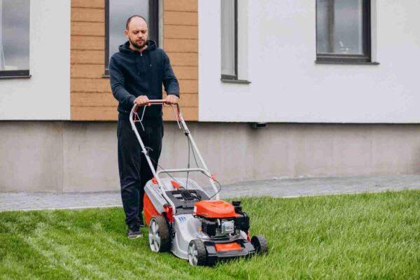 Why Does Your Lawn Turn Brown After Mowing? – Grasseaters, Inc